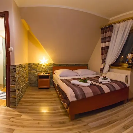Homestay & Adrian Delux *